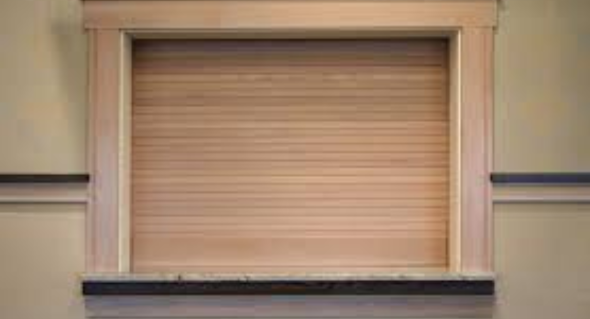 Pictures of a 652 Series Counter Door with Fascia